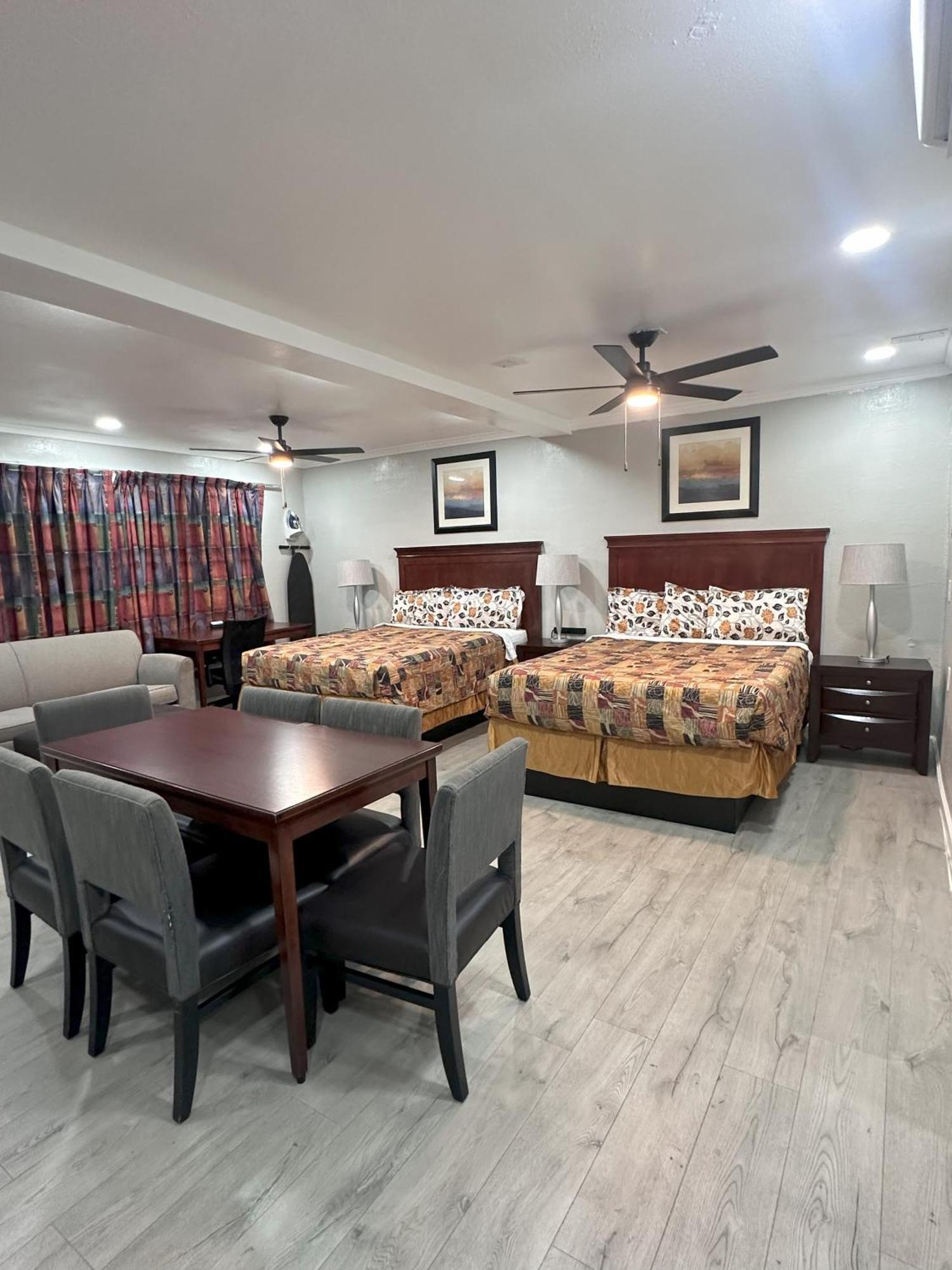 Sunshine Inn & Suites Venice, Florida Exterior photo