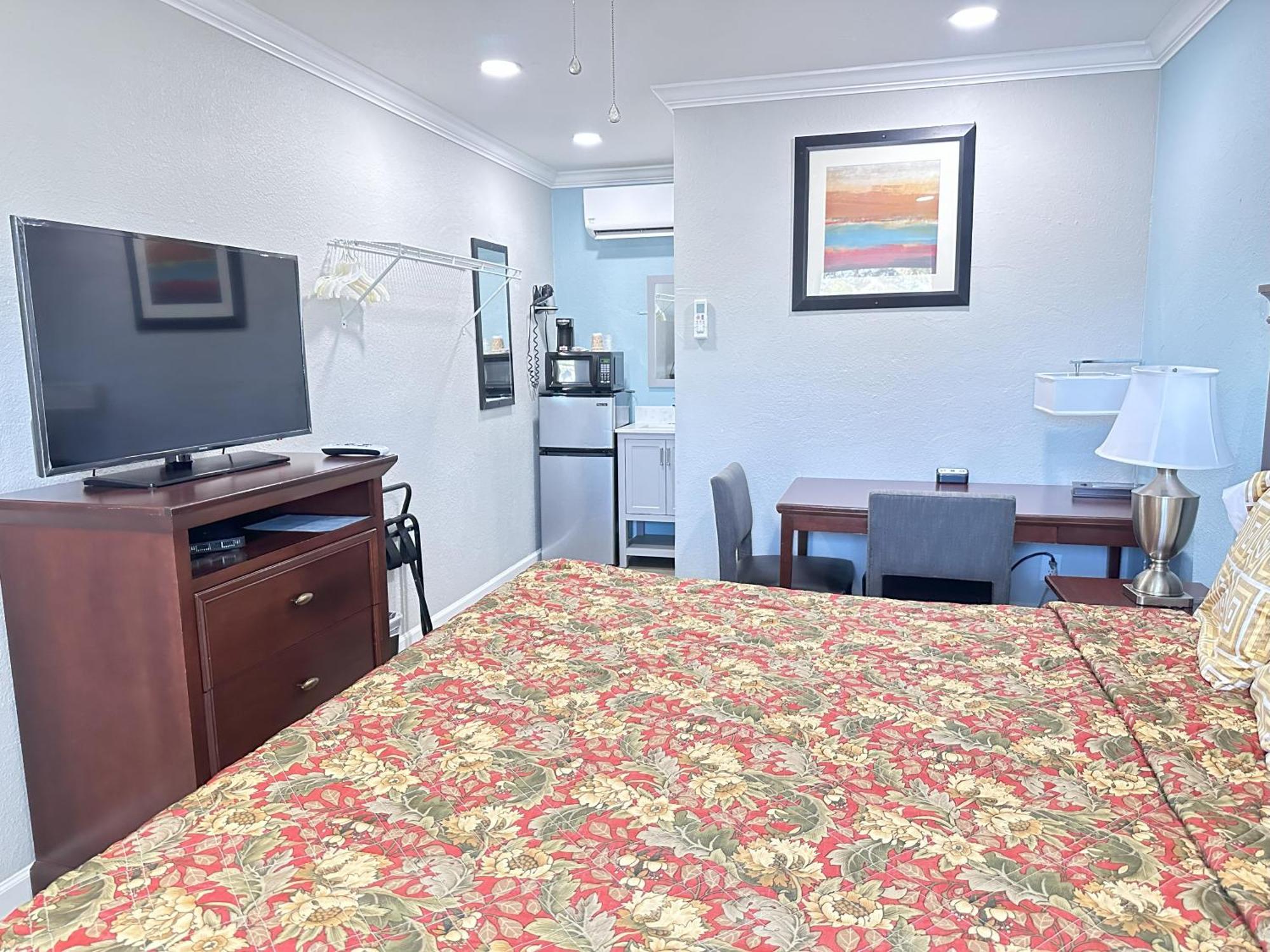 Sunshine Inn & Suites Venice, Florida Exterior photo
