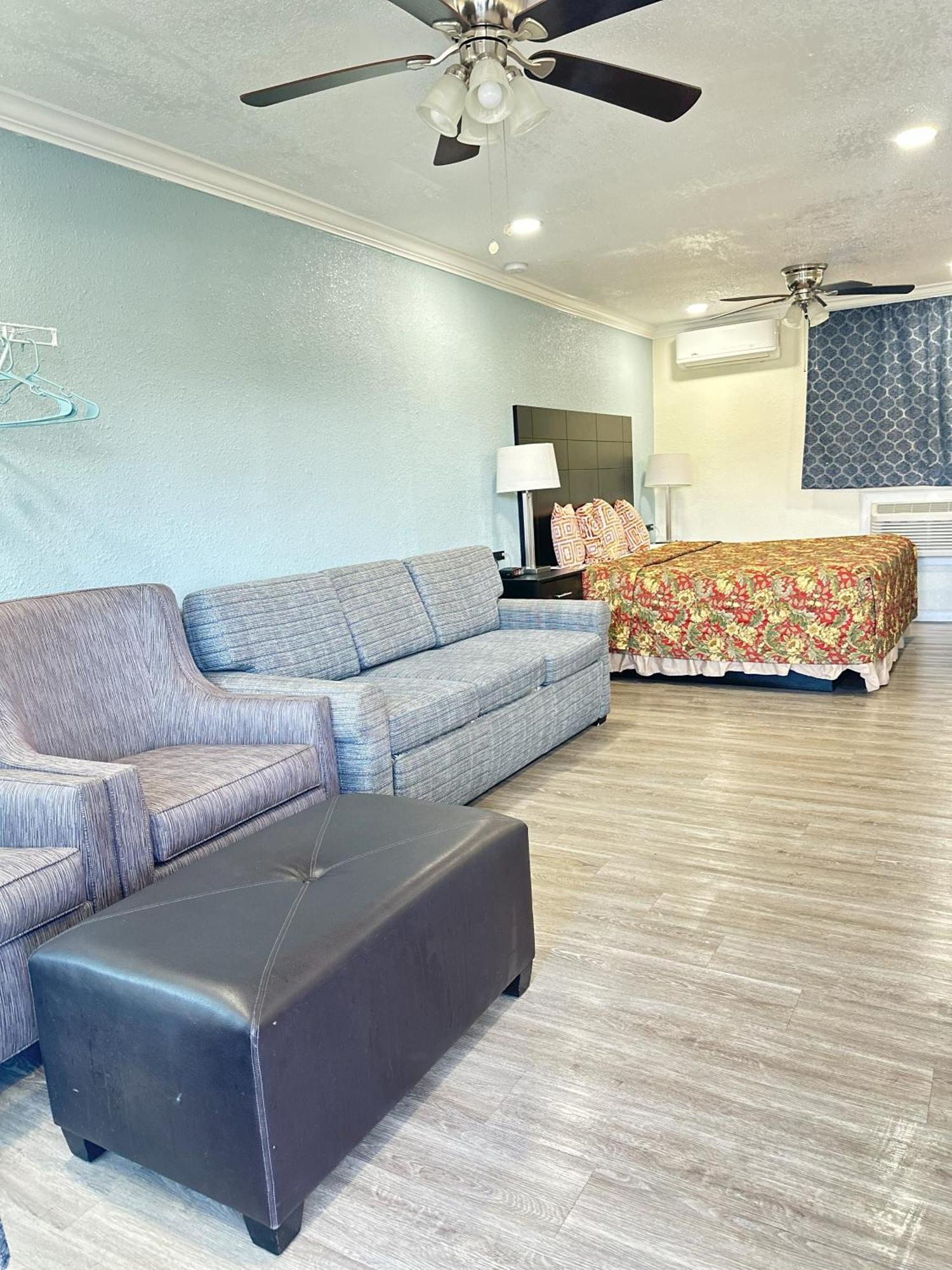 Sunshine Inn & Suites Venice, Florida Exterior photo