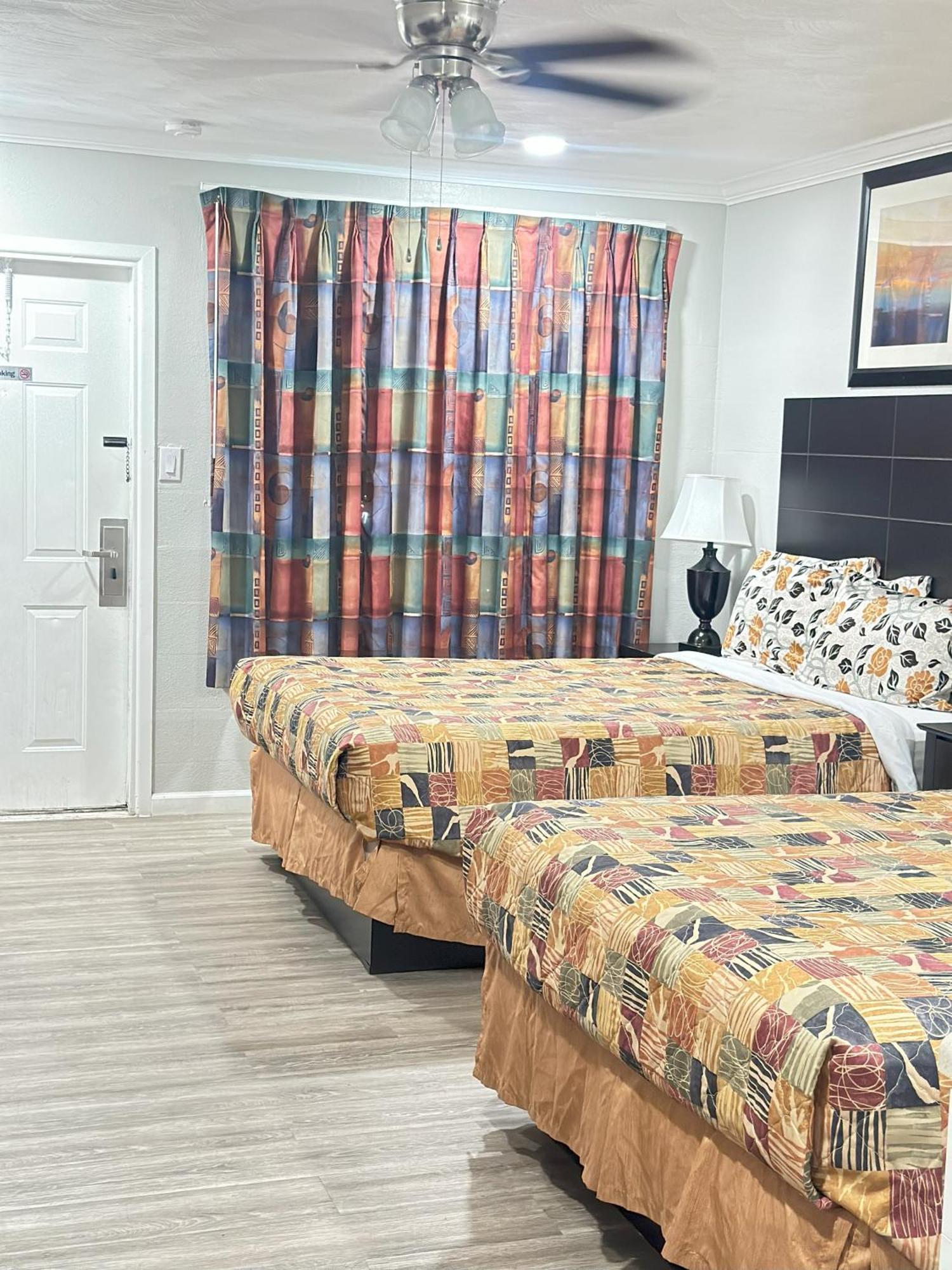 Sunshine Inn & Suites Venice, Florida Exterior photo