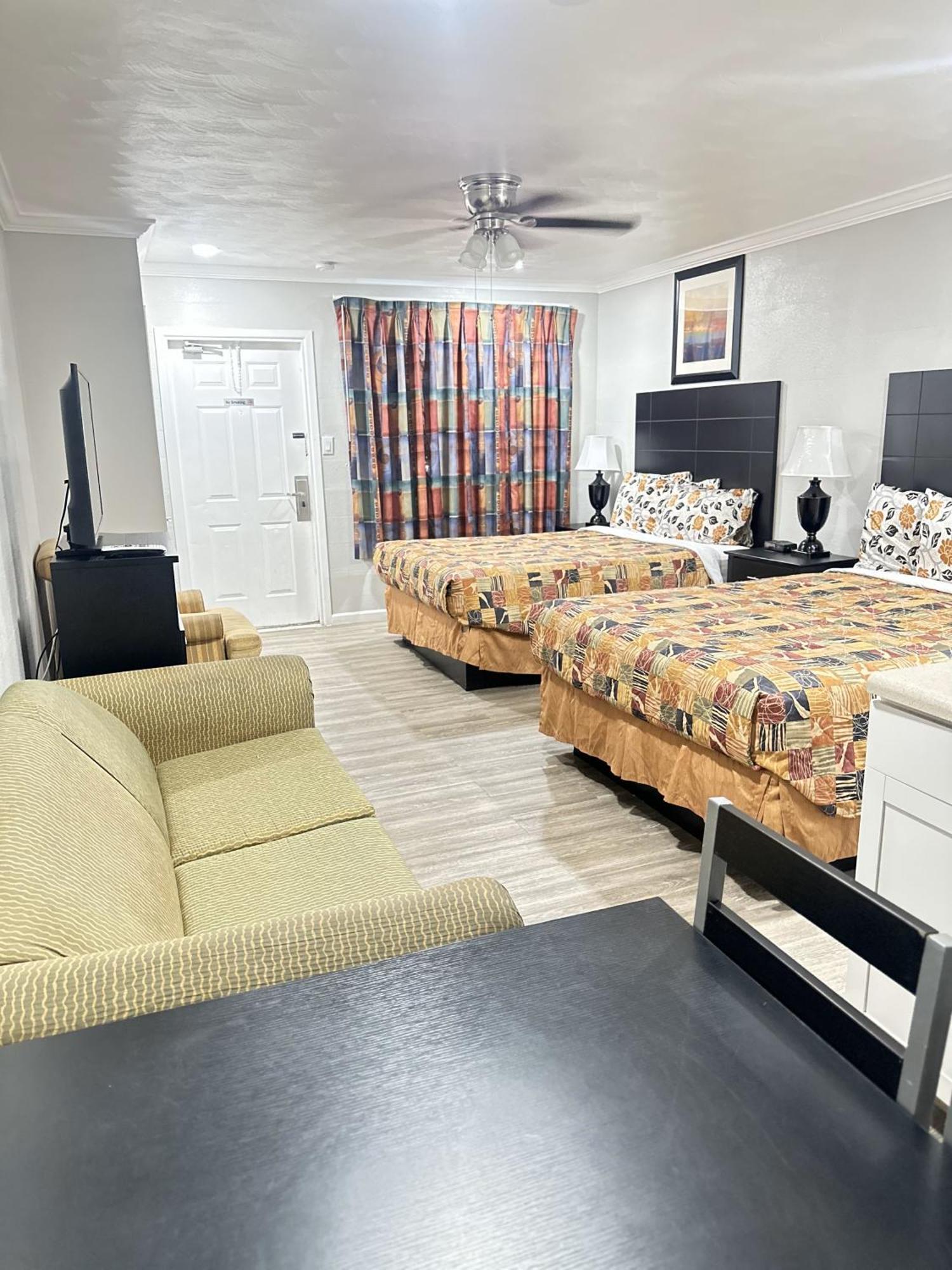 Sunshine Inn & Suites Venice, Florida Exterior photo
