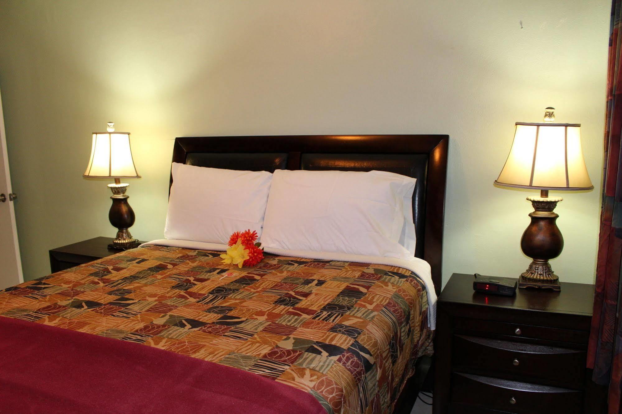 Sunshine Inn & Suites Venice, Florida Exterior photo