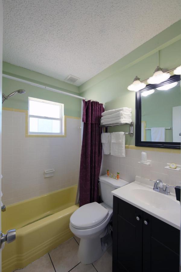 Sunshine Inn & Suites Venice, Florida Exterior photo