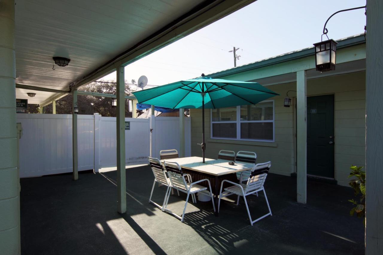 Sunshine Inn & Suites Venice, Florida Exterior photo
